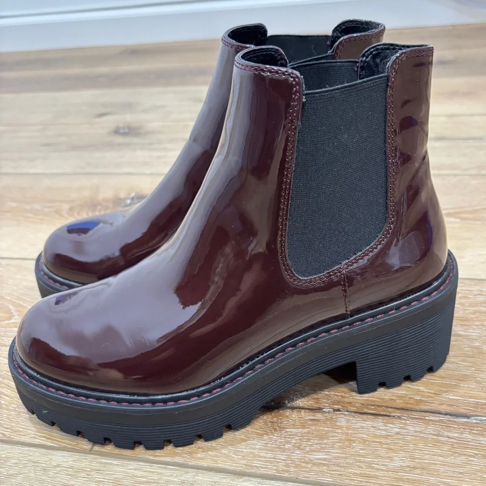 Limelight Chunky Chelsea Rain Boots Waterproof Sz 8 Burgundy Wine Lug Sole NWOB
